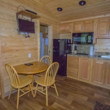 Oakzanita Springs Camping Resort Cottage 4 Descanso Buitenkant foto